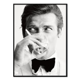 Póster roger moore